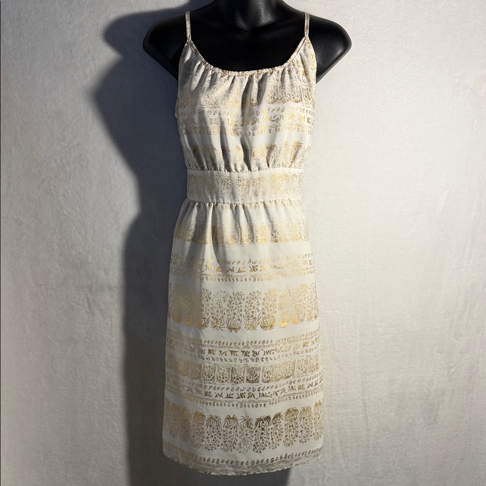 Women’s med. mark. Spaghetti-Strap White & Gold distressed Patterned Dress